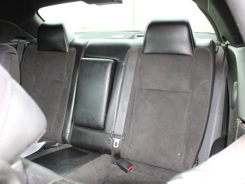 Used 2016 Dodge Challenger R/T Scat Pack w/ Leather Interior Group RWD image 7