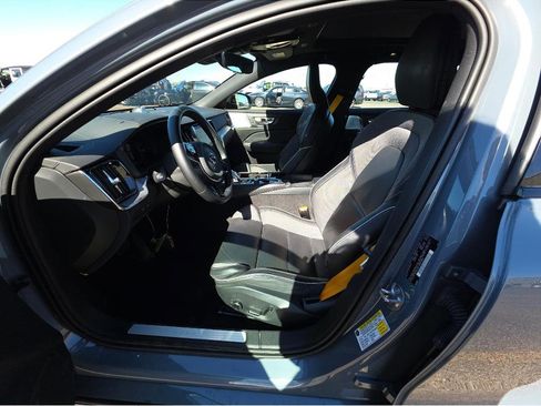 Used 2024 Volvo V60 T8 Polestar image 5