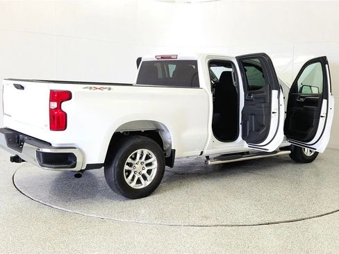 Used 2023 Chevrolet Silverado 1500 LT image 12