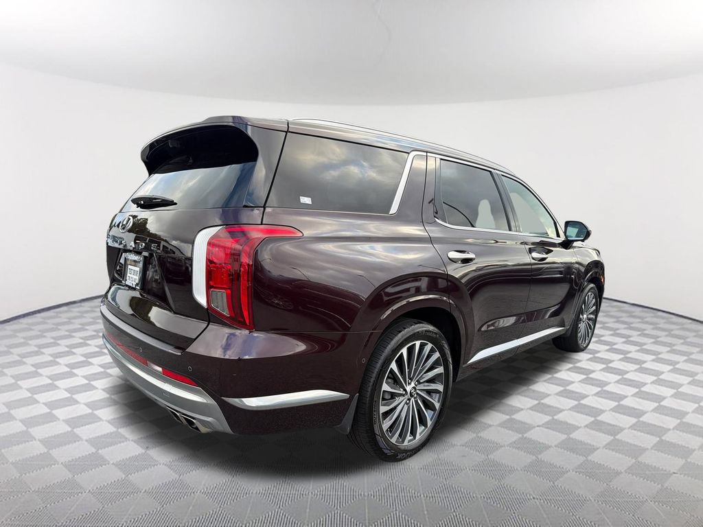 Used 2025 Hyundai Palisade Calligraphy FWD image 5