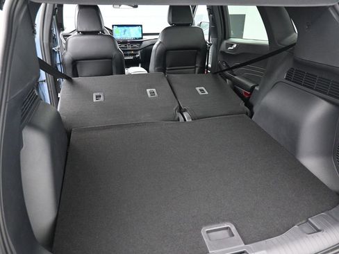 New 2025 Ford Escape ST-Line w/ Equipment Group 301A image 22