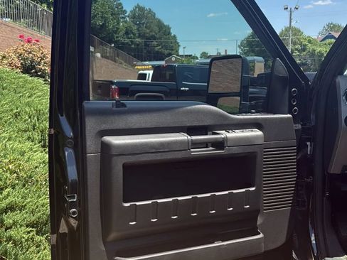 Used 2012 Ford F250 Lariat w/ Lariat Ultimate Pkg AWD/4WD image 15