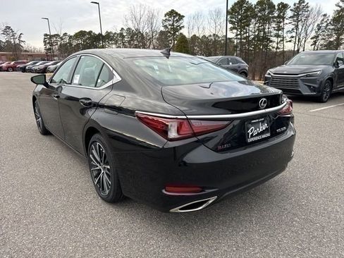 New 2025 Lexus ES 350 w/ Premium Package image 2