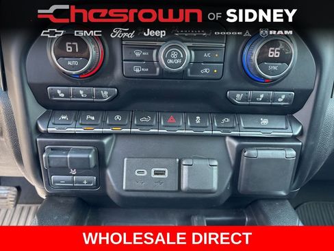 Used 2021 Chevrolet Silverado 1500 LTZ w/ Technology Package AWD/4WD image 21