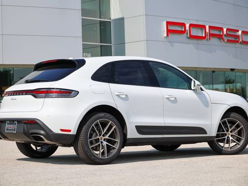Certified 2026 Porsche Macan AWD/4WD image 20