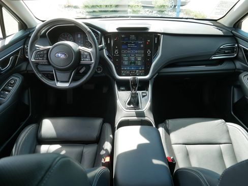 Used 2023 Subaru Outback Touring AWD/4WD image 10