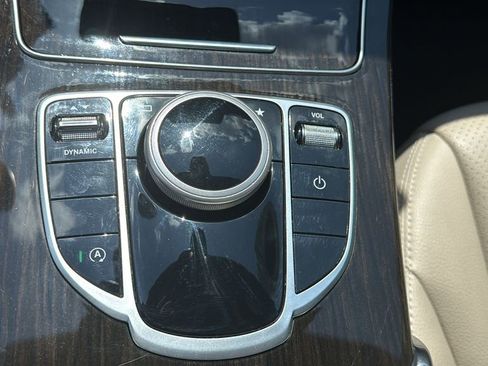 Used 2018 Mercedes-Benz C 300 4MATIC Sedan image 33
