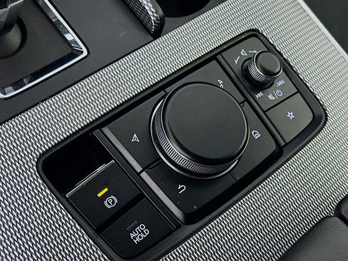 Used 2024 MAZDA CX-90 3.3 Turbo w/ Preferred Plus image 25