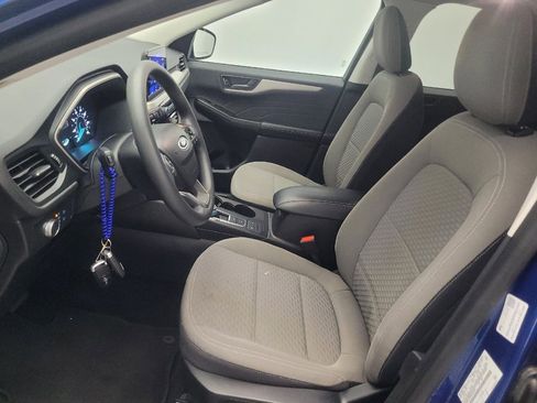 Used 2022 Ford Escape SE image 17