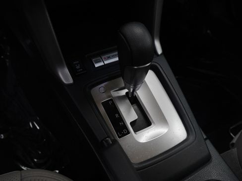 Used 2015 Subaru Forester 2.5i Limited image 20