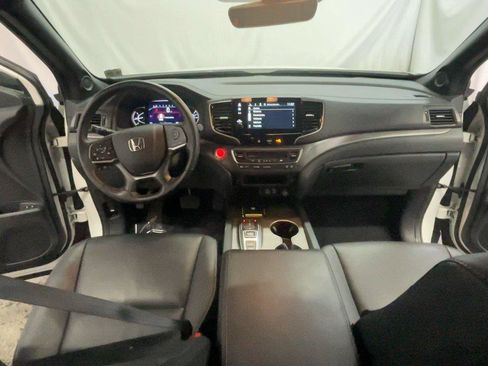 Certified 2024 Honda Passport EX-L image 26