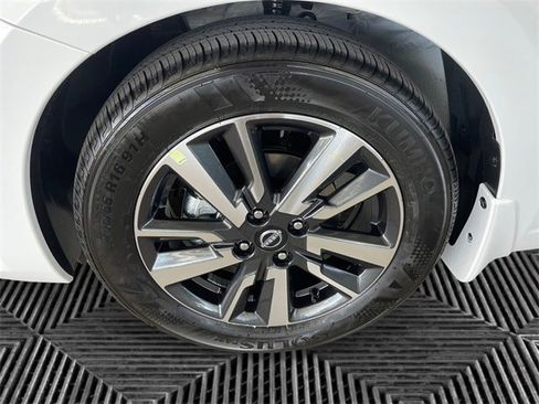 New 2025 Nissan Versa S w/ S Plus Package image 14