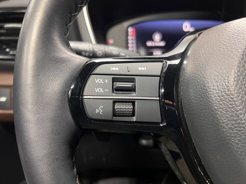 Used 2025 Honda Pilot Elite image 20