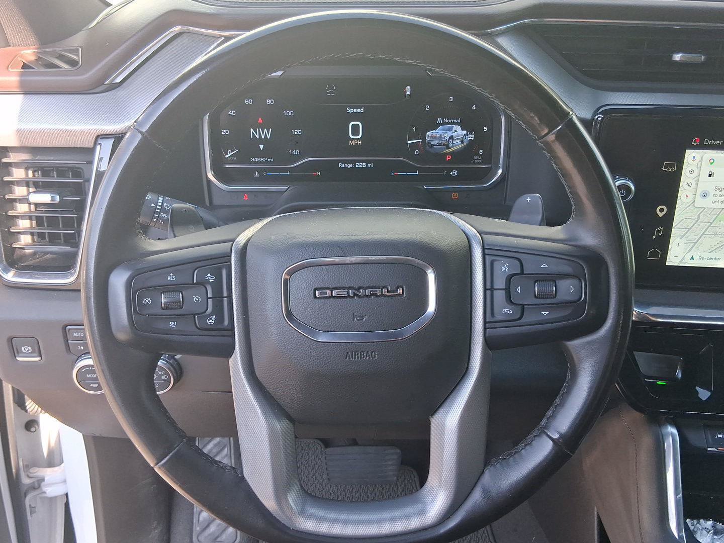 Used 2025 GMC Sierra 1500 Denali w/ Denali Reserve Package AWD/4WD image 11