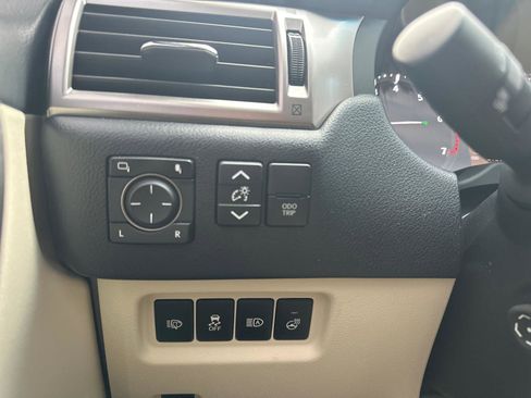 Used 2023 Lexus GX 460 Premium image 26