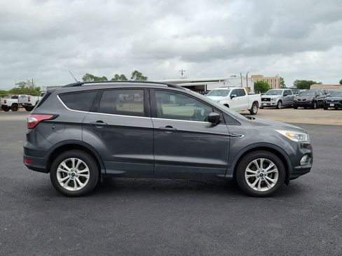 Used 2018 Ford Escape SEL w/ Ford Safe & Smart Package image 18