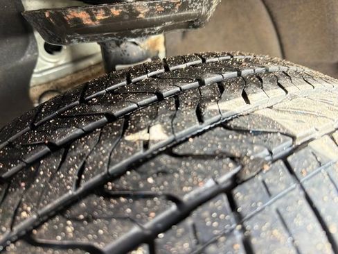 Used 2024 Chevrolet Equinox LT w/ LPO, Floor Liner Package image 32