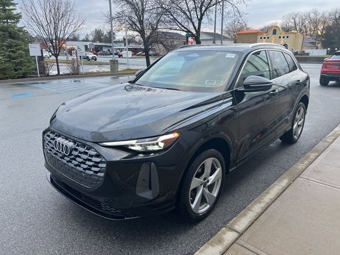 Used 2025 Audi Q5 Premium Plus image 42