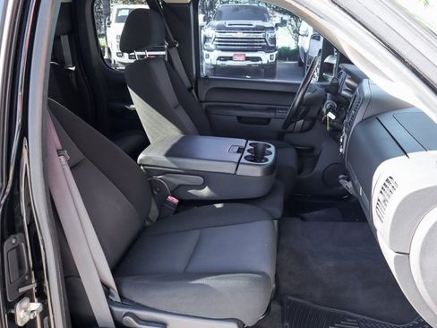 Used 2013 Chevrolet Silverado 1500 LT image 38