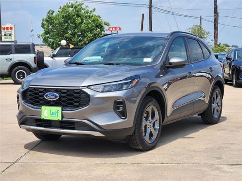 New 2026 Ford Escape ST-Line Select w/ Tech Pack #2 AWD/4WD image 2