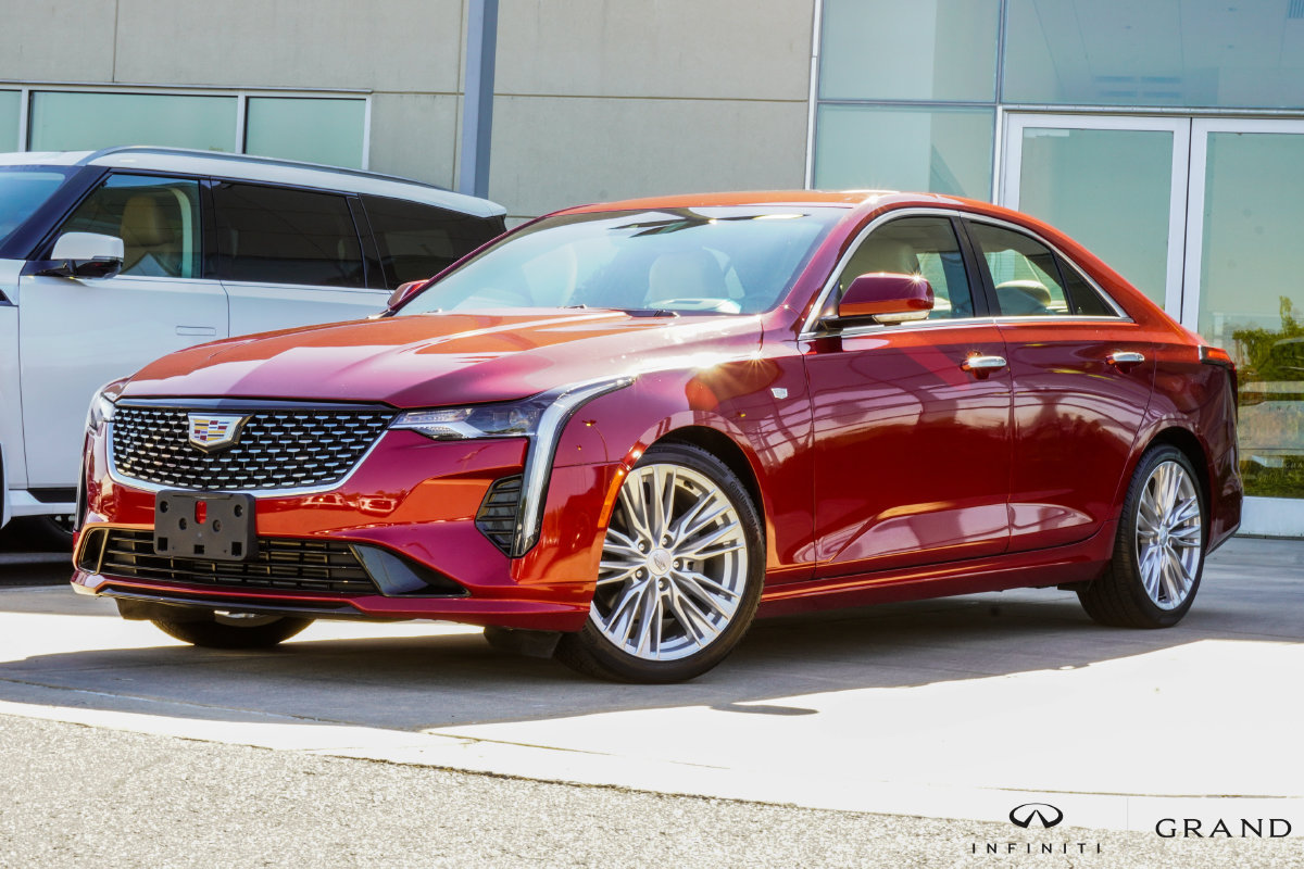 Used 2021 Cadillac CT4 Premium Luxury RWD image 1