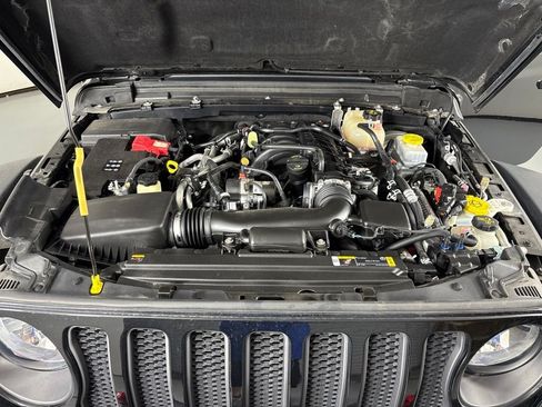 Used 2022 Jeep Wrangler Rubicon AWD/4WD image 41
