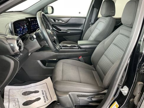 Used 2025 Chevrolet Equinox LT AWD/4WD image 8