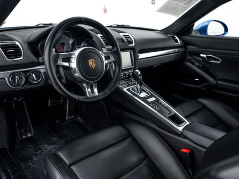 Certified 2015 Porsche Cayman S image 4