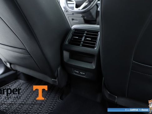 Used 2025 Volkswagen Tiguan SE w/ Panoramic Sunroof Package AWD/4WD image 78