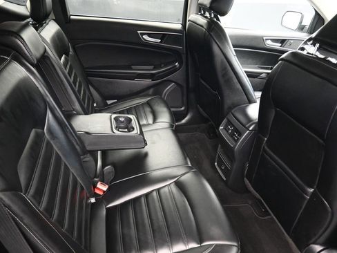 Used 2022 Ford Edge SEL image 31