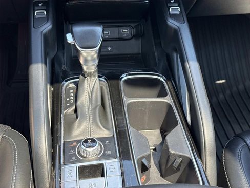 Used 2022 Kia Telluride S AWD/4WD image 11