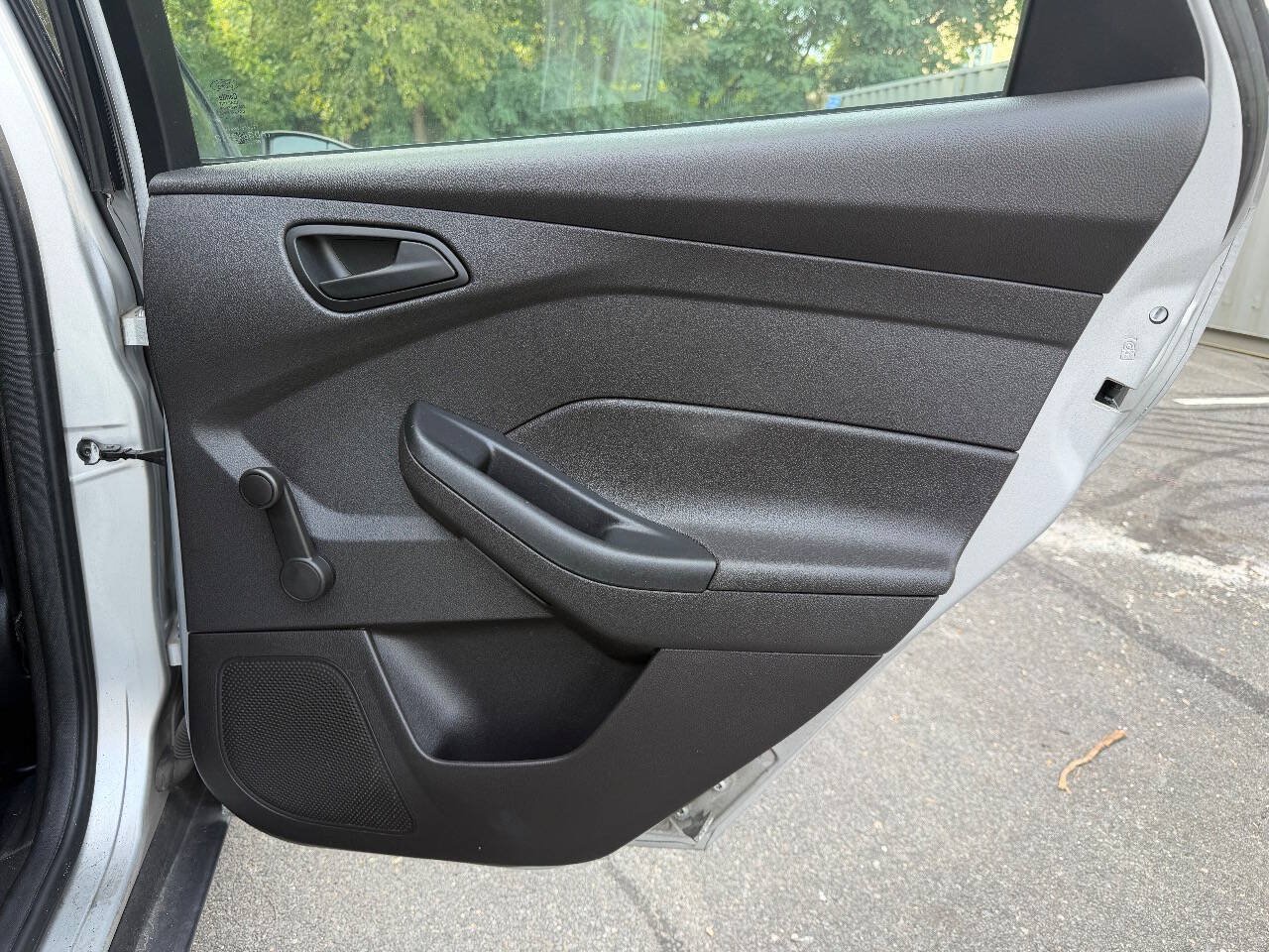 Used 2017 Ford Focus S FWD image 16