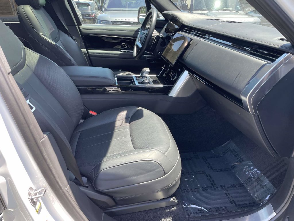 Used 2022 Land Rover Range Rover SE AWD/4WD image 21