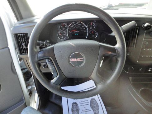 Used 2015 GMC Savana 2500 image 5