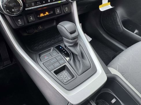 New 2025 Toyota RAV4 XLE image 32