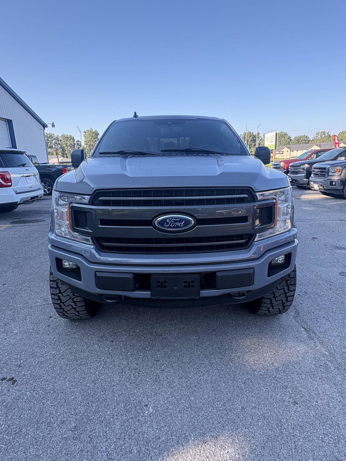 Used 2020 Ford F150 XLT w/ Equipment Group 302A Luxury AWD/4WD image 2