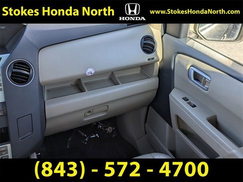 Used 2011 Honda Pilot Touring image 17