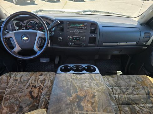 Used 2013 Chevrolet Silverado 1500 LT w/ All-Star Edition AWD/4WD image 5