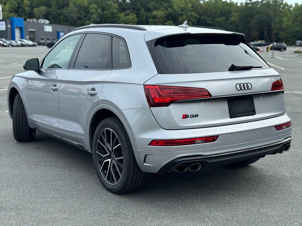 Used 2023 Audi SQ5 Premium Plus w/ Premium Plus Package AWD/4WD image 5