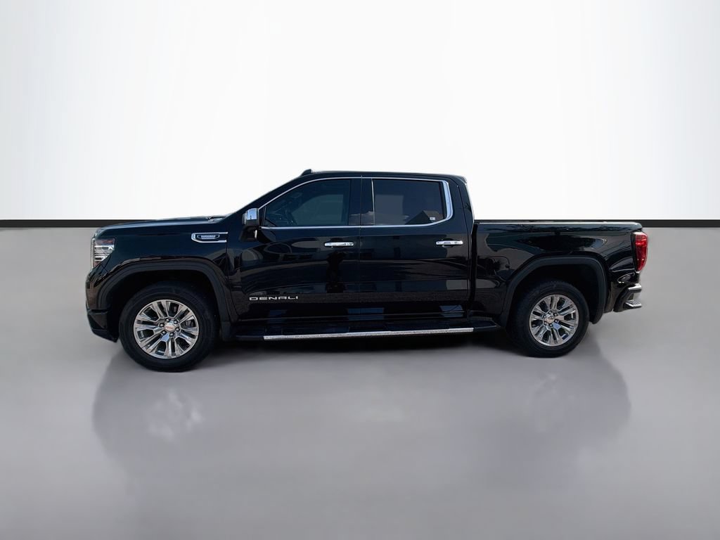 Used 2024 GMC Sierra 1500 Denali w/ Technology Package AWD/4WD image 8