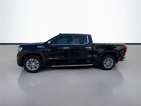 Used 2024 GMC Sierra 1500 Denali w/ Technology Package AWD/4WD image 8