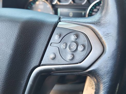 Used 2018 Chevrolet Silverado 1500 LT w/ All Star Edition image 35