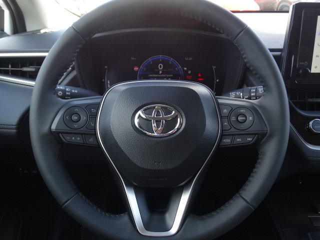 New 2026 Toyota Corolla Cross LE FWD image 16