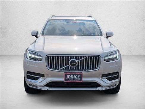 Used 2022 Volvo XC90 T6 Inscription w/ Advanced Package AWD/4WD image 2