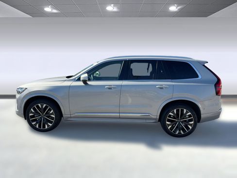 Certified 2025 Volvo XC90 B5 Plus image 2