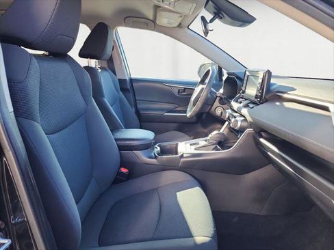 Certified 2022 Toyota RAV4 LE image 15