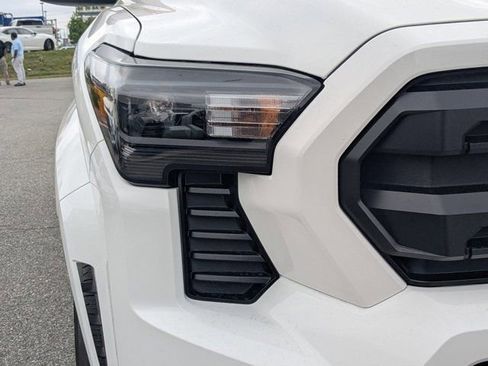 New 2026 Toyota Tacoma SR5 RWD image 10