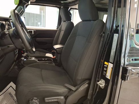 Used 2021 Jeep Wrangler Unlimited Sport image 12