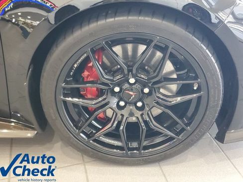 Used 2024 Chevrolet Corvette Z06 w/ Stealth Interior Trim Package RWD image 8