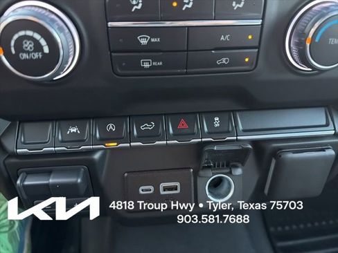 Used 2024 Chevrolet Silverado 1500 Custom AWD/4WD image 18